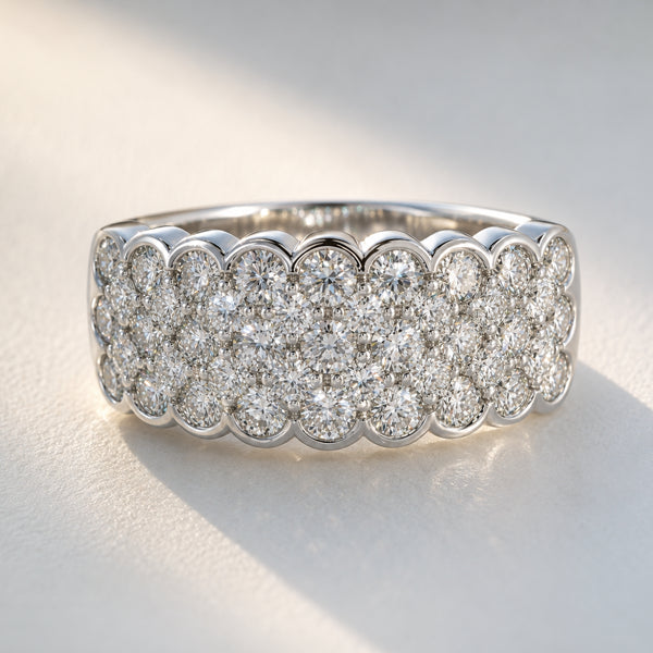 18Ct White Gold Diamond Dress Ring