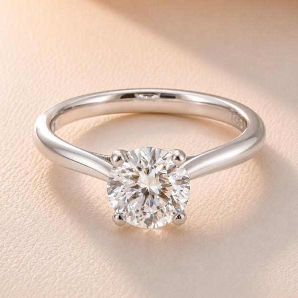 18ct White Gold 1.00ct Lab Grown Diamond Solitaire Ring - D/VVS2