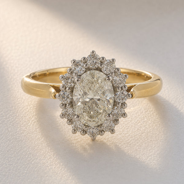 18ct Yellow Gold/Platinum 1.00ct Oval Diamond Cluster Ring 1.00ct
