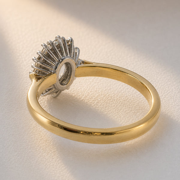 18ct Yellow Gold/Platinum 1.00ct Oval Diamond Cluster Ring 1.00ct