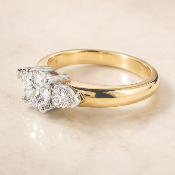 18ct Yellow/Platinum Diamond Ring Milano 0.80ct Centre Pear Cut Sides
