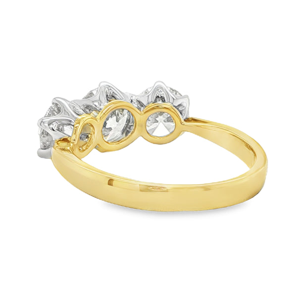 18ct Yellow/White Gold Three Diamond Ring 3.00ct