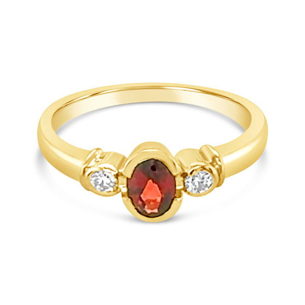 9ct Yellow Gold Garnet & Lab Grown Diamond Ring