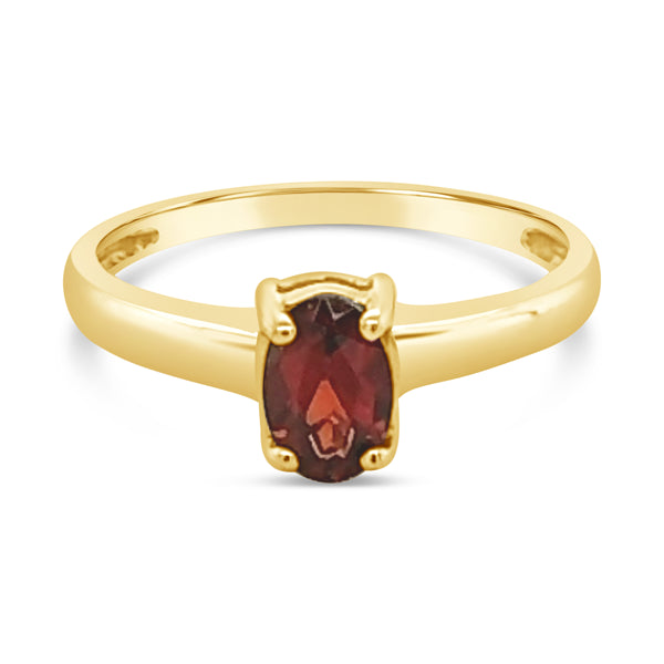 9ctYellow Gold Garnet Ring