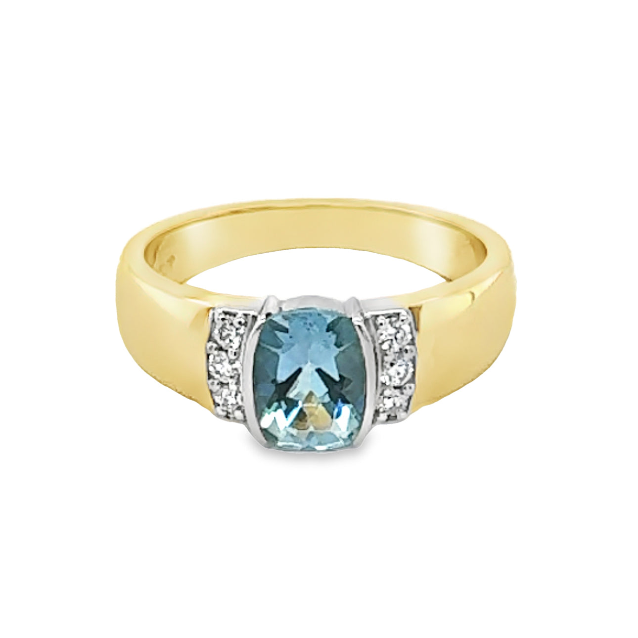 18ct/Platinum Rectangular Cushion Cut Aquamarine & Diamond Ring