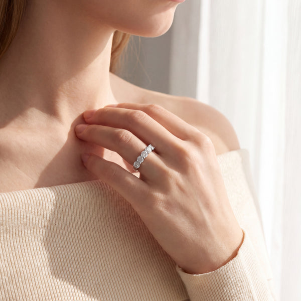 18ct White Gold Five Stone Lab-Grown Diamond Ring – 1.25ct