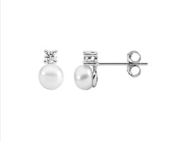 Sterling Silver 5Mm Fresh Water Pearl Earrings