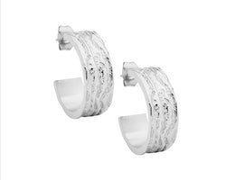 Stainless Steel Wave Feature 22Mm Hoop Earrings