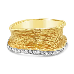 18Ct Yellow Gold Diamond Ring Textured Wave