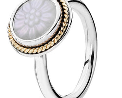S & G Ring W Mother Of Pearl