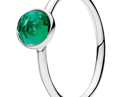 May Droplet Silver Feature Ring W Green Crystal
